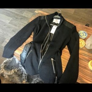 NWT Guess Coat | Black | Small|